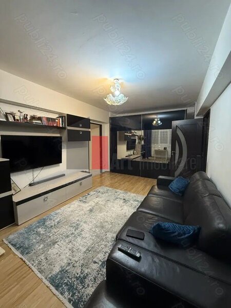 Dristor, Piata Rm. Sarat, renovat apartament 3 camere